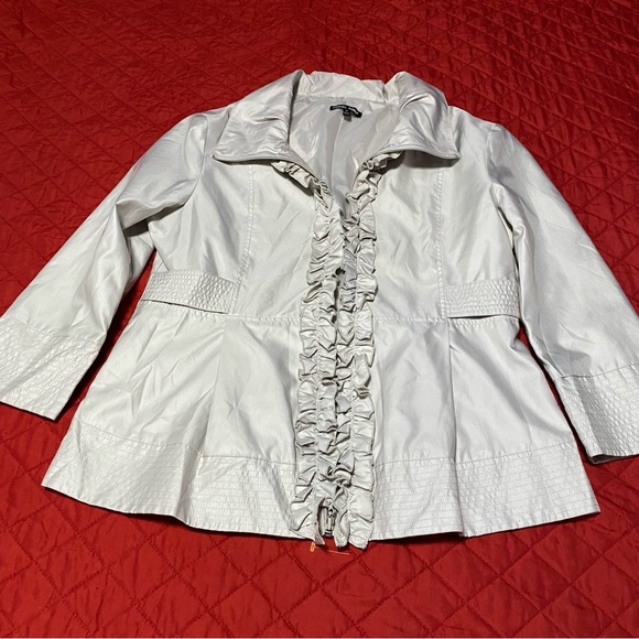 Samuel Dong Ruffle trend jacket size Medium - Picture 6 of 10